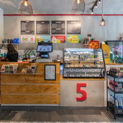 5 to go își consolidează poziția în Constanța prin achiziția unui lanț local de cafenele