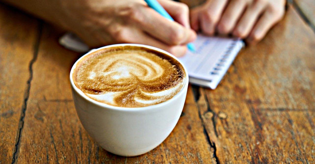 3 retete de bauturi delicioase pentru momentele in care iti e dor de cafeneaua preferata