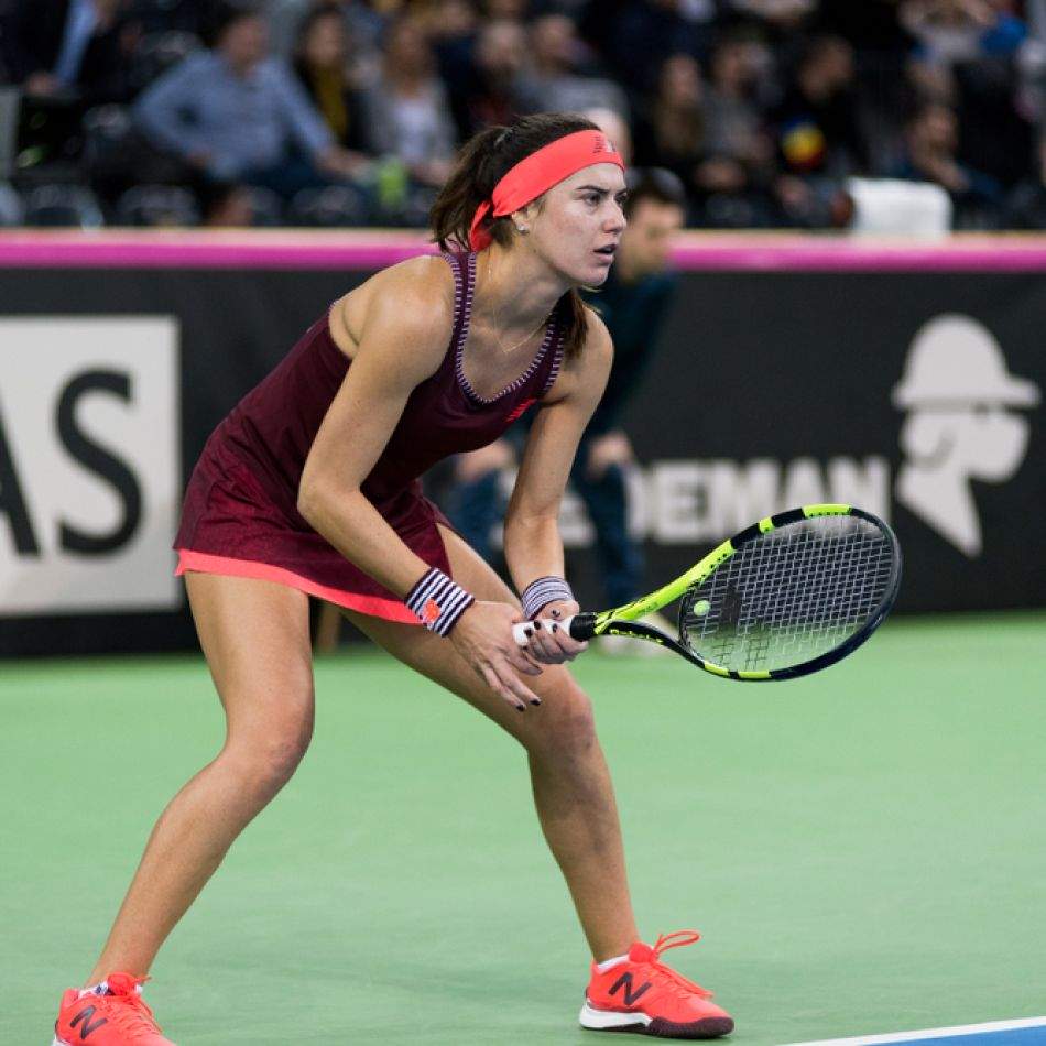 Sorana Cîrstea face spectacol la Roma! Victorie uriașă cu Ostapenko și prima semifinală WTA 1000 pe zgură