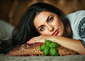 Când se pune busuioc sub pernă - Tradiții și semnificații