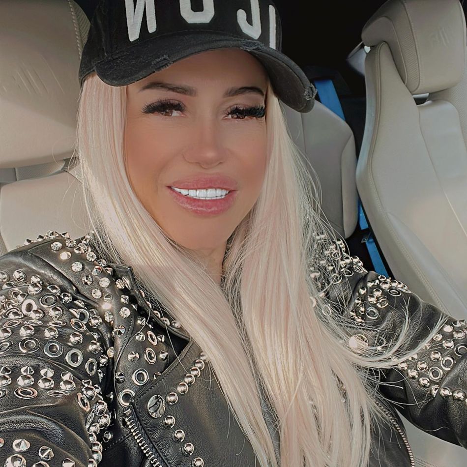 Anda Adam se pregătește de nuntă! Artista va avea 500 de invitați, iar nașii aleși sunt o mare surpriză!