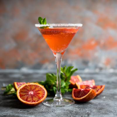 Top 3 cocktailuri rapide și ușor de preparat cu care să îti impresionezi invitații în seara de Revelion