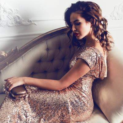 5 rochii de senzatie pe care le astept cuminte de Black Friday