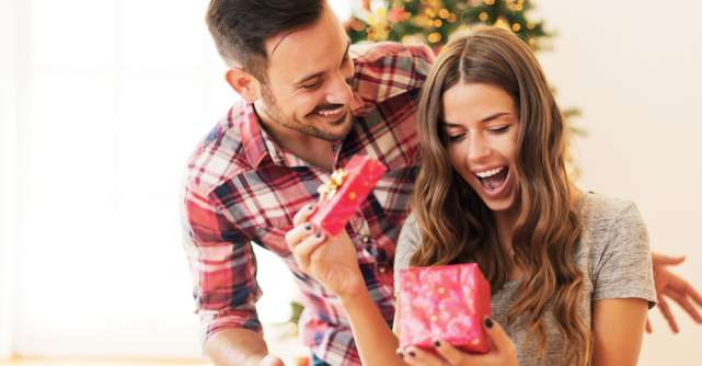 Cum să alegi cadoul potrivit mai bine decât Moș Crăciun: idei și sfaturi utile