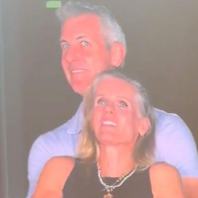 Surprize după renumitul concert Coldplay. Soțul directoarei de la HR a fost și el prezent, dar cu o altă femeie 