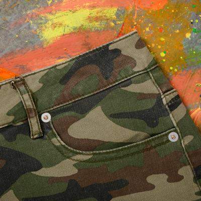 Fusta camuflaj: 3 posibilitati de purtare