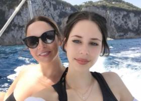Performanță de excepție pentru fiica Andreei Marin! Violeta, în top 1% mondial la Bacalaureatul Internațional