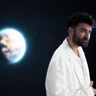 Mircea Badea, critici dure la adresa lui Smiley: „Cu vocea aia e cântăreț?”