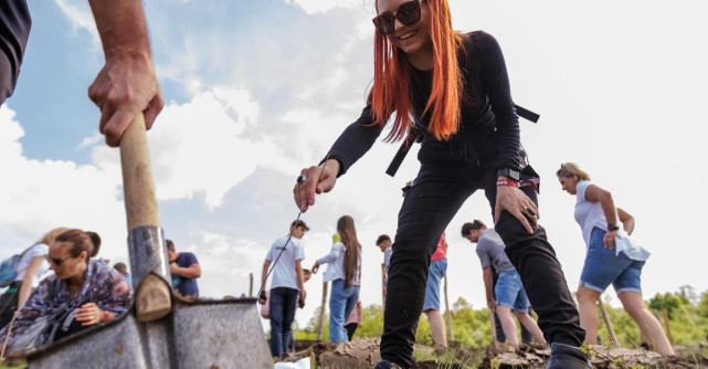 CODRU organizează Oxigen Planting Festival, un eveniment de plantare care îmbină acțiunile sustenabile cu muzica live