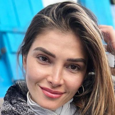 Alina Pușcas, detaliul pe care l-a observat la înmormântarea tatălui său! Vedetei i-a lipsit iubirea paternă