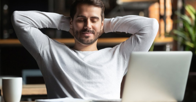 4 strategii pentru a evita epuizarea la locul de muncă