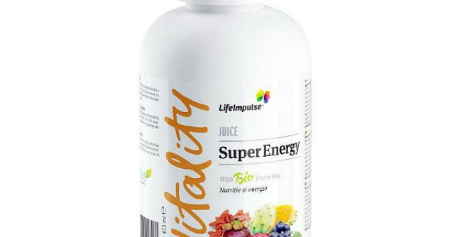 Incepe anul cu un boost de energie si un cocktail de 7 sucuri bio