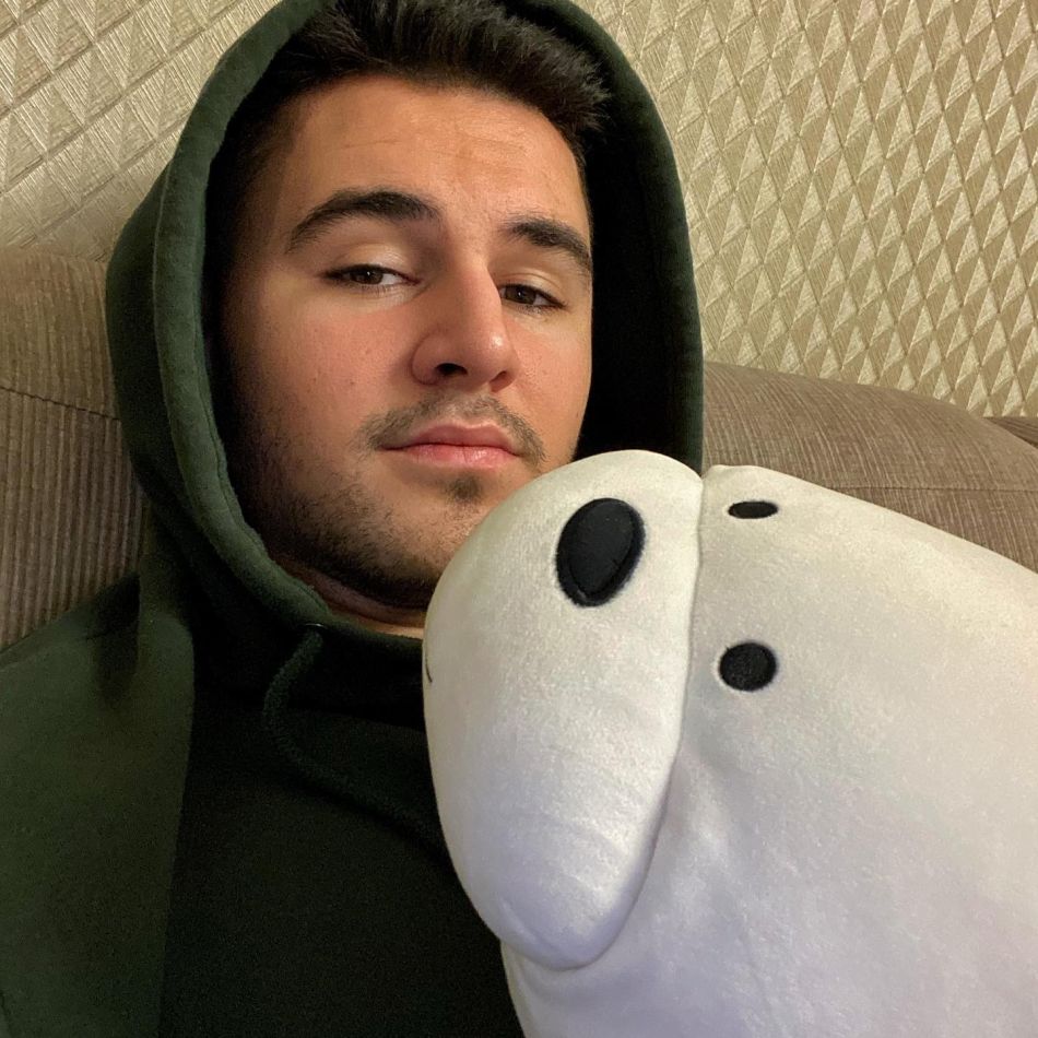 Mario Fresh, prins între trecut și prezent. Deși iubește o altă fată, gândul îi este tot la Alexia: Te voiam pe tine...