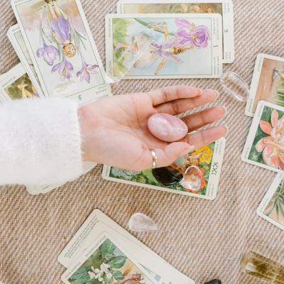 Etalare de Tarot: Va începe o nouă poveste de dragoste pentru tine?