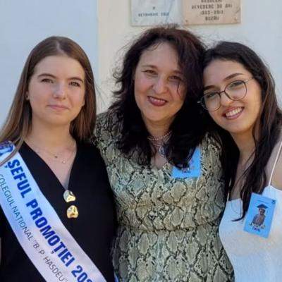 Performanță rară în Buzău: Cinci elevi din aceeași clasă au luat nota 10 la Evaluarea Națională