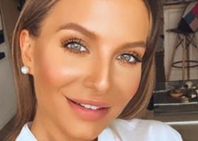 Ana Baniciu, o mămică emoționată după botezul micuțului ei. Primele declarații ale artistei: Băiatul nostru minunat...