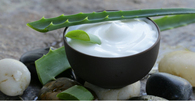 E vremea pentru un răsfăț natural cu produse din gama Dr. Organic Aloe Vera