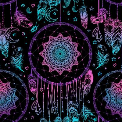 Ezoteric: Cum te influenteaza amuletele pe care le porti la gat