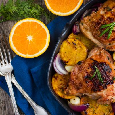  Economiseste cu Jamie: Pui sprinten, copt la tava