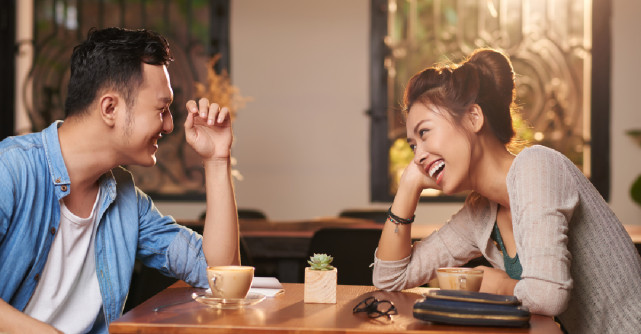 Jocuri psihologice folosite de bărbați ca să te cucerească, dar care le trădează imaturitatea emoțională