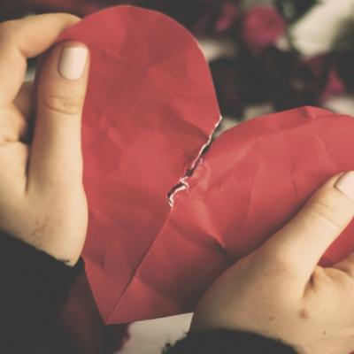 Cât să mai îndure și sufletul tău?Ai voie să pleci