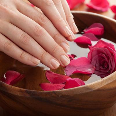 Tratamente BIO pentru ingrijirea UNGHIILOR