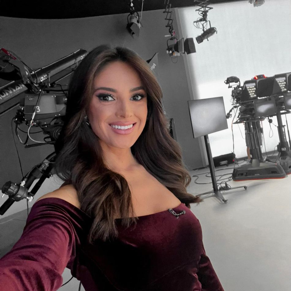 Ramona Păun s-a căsătorit în secret, la New York! Imagini inedite din cea mai frumoasă zi a prezentatoarei tv