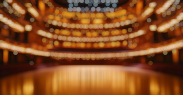  Eva Kiss, 50 de ani de magie pe scenă: Reîntoarcere emoționantă la Teatrul Tănase după o jumătate de secol