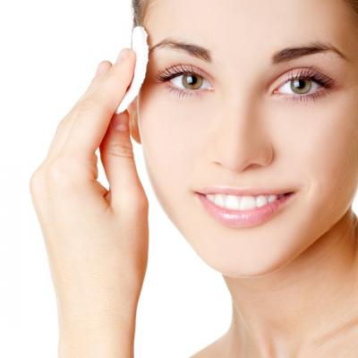 Cum sa iti faci singura cea mai buna lotiune tonica pentru vara