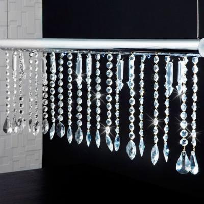 Pas cu pas: Cum se face o ghirlanda de cristal cu lumini