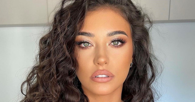 Antonia, amintiri dureroase după moartea bunicului:   Îmi băteau în dubă, urlau…