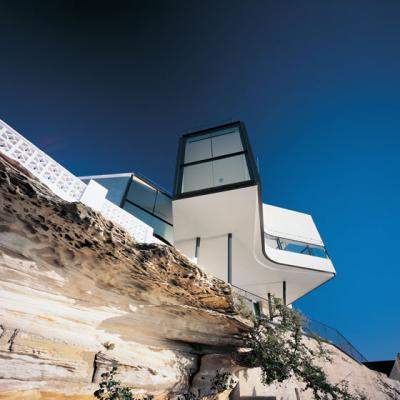 Case spectaculoase: Casa Holman