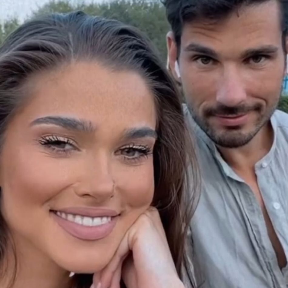 Motivul pentru care fiul lui Theo Rose nu poartă numele de familie a lui Anghel Damian. Tatăl artistei a dezvăluit tot!