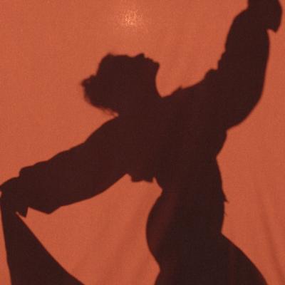 Cătălina Cara lansează ritmul regăsirii în piesa CIRCLES