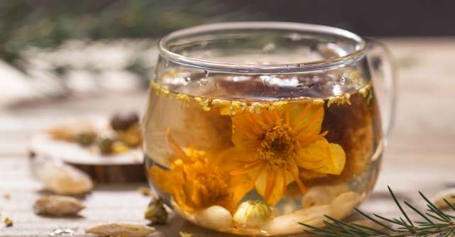 Ceaiul de iasomie: Beneficii pentru sanatate