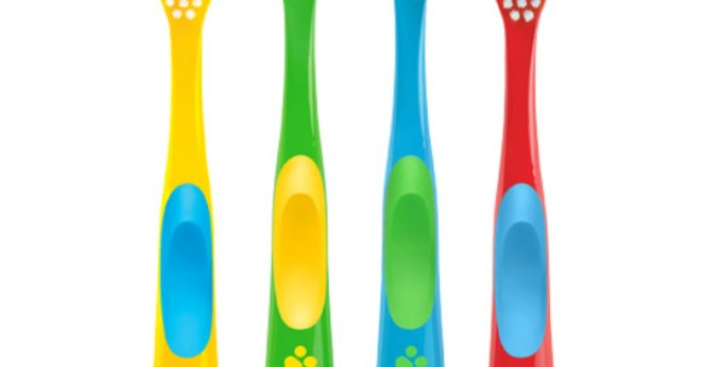 Amway lanseaza gama de ingrijire orala Glister Kids, conceputa special pentru nevoile copiilor