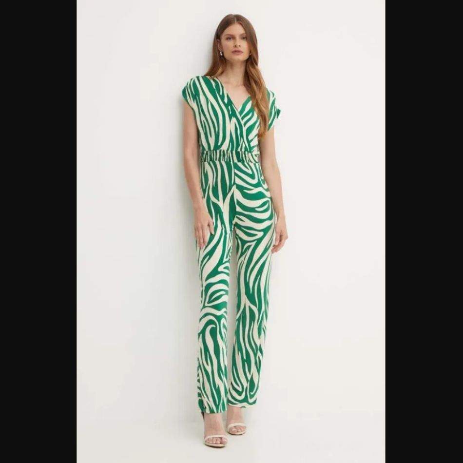 20 de salopete de damă. Cum le purtăm în funcție de siluetă? Tendințe și recomandări pentru anul 2024