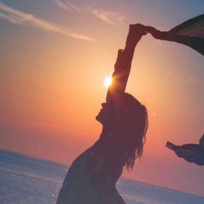 30 de schimbări mărunte pe care să le faci în viața ta pentru a atinge fericirea supremă