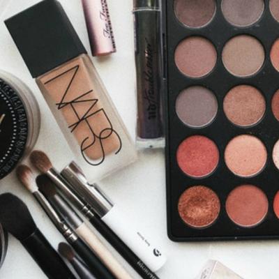 5 întrebări despre fondul de ten la care mi-am răspuns în timp