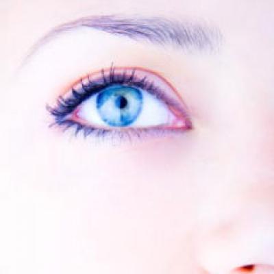 Tendinte in machiajul miresei pentru 2011