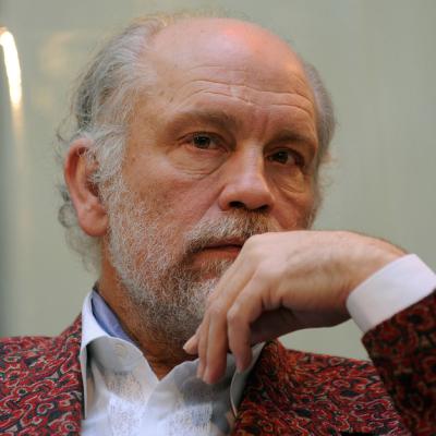 Actorul John Malkovich a aflat că are origini românești: Sunt 43% român...