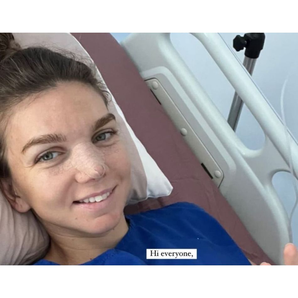 Cum arată Simona Halep, după intervenția suferită la nivelul nasului? Sportiva și-a dat bandajul jos și s-a pozat așa!