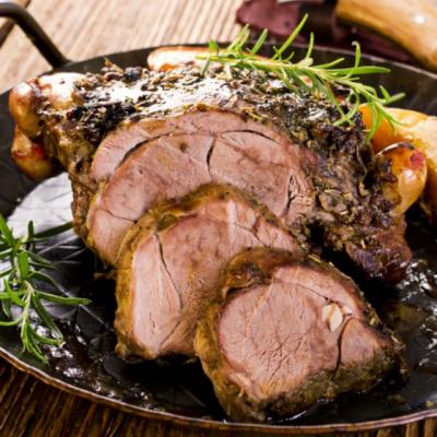 Pulpa de miel la cuptor pentru o masa de Pasti delicioasa