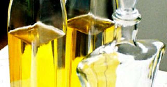 10 Beneficii pentru frumusete ale uleiului de jojoba