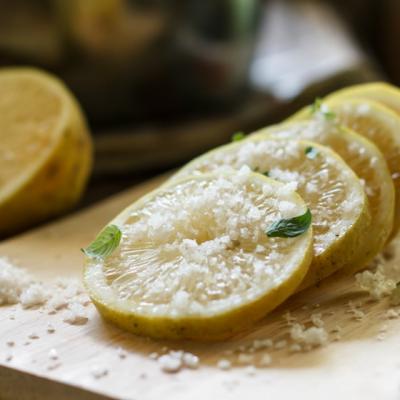  Daca o asistenta medicala ar fi prietena a ta, ar tine mortis ca tu sa stii asta