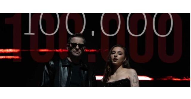 Akcent, primit ca un super-star în Ungaria. Artistul sprijină noua generație: Toth Abigel, tânăra cu origini românești