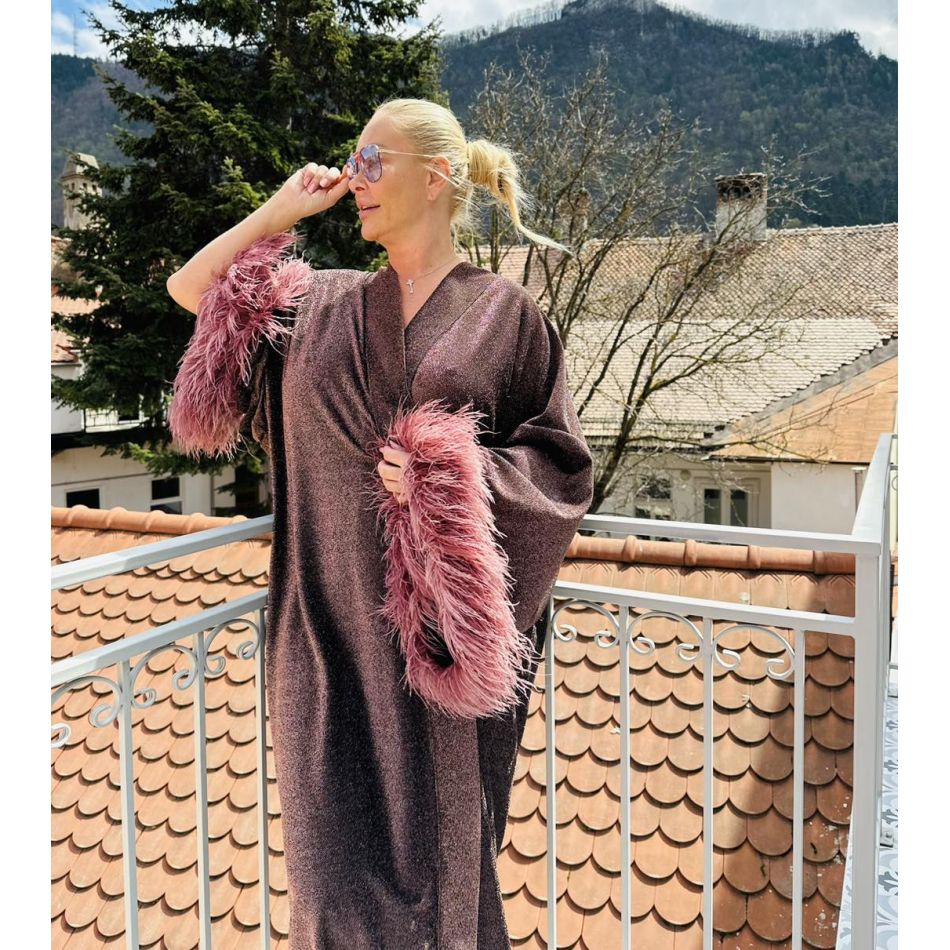 Vica Blochina, pe masa de operație: Nu m-au încurajat prietenii, au râs puțin de mine...