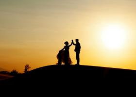 Compatibilitatea sufletelor: Săgetător și Gemeni în căutarea libertății și sensului