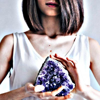 4 Cristale care te vor ajuta sa atragi norocul si abundenta in viata ta in 2021