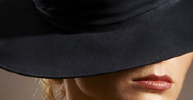 Raluca Alexandru: Palariile mele pornesc din 1810